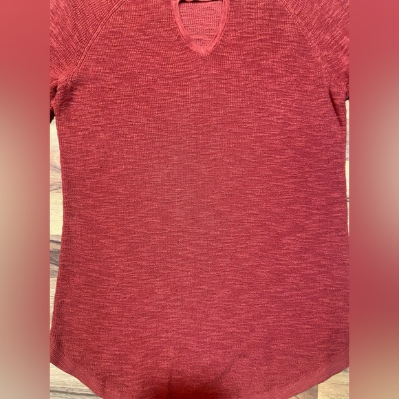 Torrid Women's Sweater Plus Size 0 Orange Keyhole Knit Lightweight Top - Picture 6 of 7